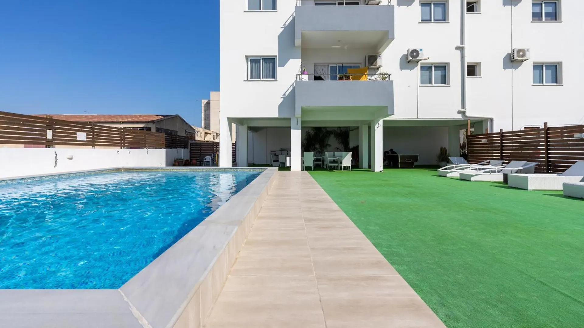Emerald'S 2-Bedroom Apartment In Larnaca